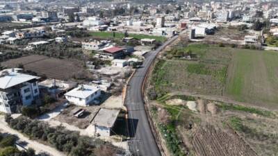 Hatay Büyükşehir Belediyesi (HBB), il genelindeki yol yapım ve bakım