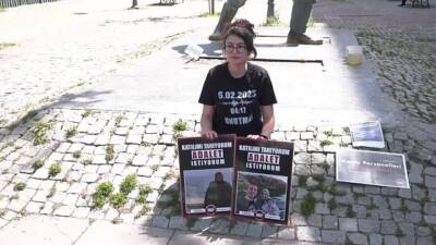 6 Şubat depremlerinde Hatay’da, Fuat Koku Sitesi’nde ailesini kaybeden Döne