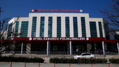 Hatay'ın Antakya ilçesinde meydana gelen depremlerde hafif hasarla ayakta kalan