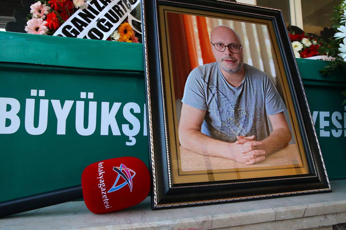 Antakya Gazetesi İmtiyaz Sahibi, güçlü kalemi ve Antakya sevdasıyla tanınan