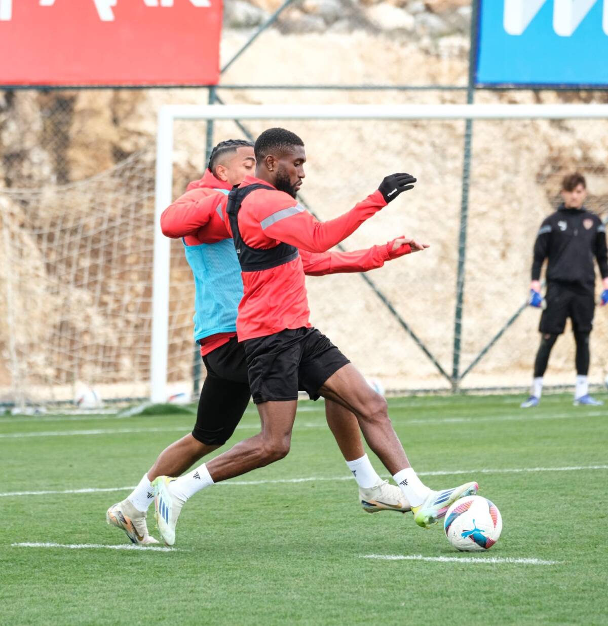 Trendyol Süper Lig’de mücadele eden Hatayspor, Samsunspor deplasmanında galibiyet hedefliyor.