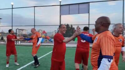 Antakya Belediye Başkanı İbrahim Naci Yapar, BM Life Vakfı ve