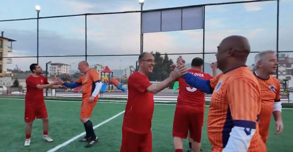 Antakya Belediye Başkanı İbrahim Naci Yapar, BM Life Vakfı ve