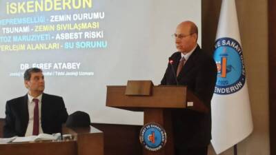 İskenderun Ticaret ve Sanayi Odası’nda düzenlenen “Deprem Sonrası Hatay’da Ekonomi