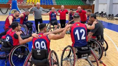 Tosyalı İskenderun Engelliler Basketbol Takımı, Balıkesir deplasmanından zaferle dönerek Play