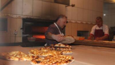 Hatay’da ekmek fiyatları yükseldi. 12 Şubat 2025 tarihi itibarıyla 210