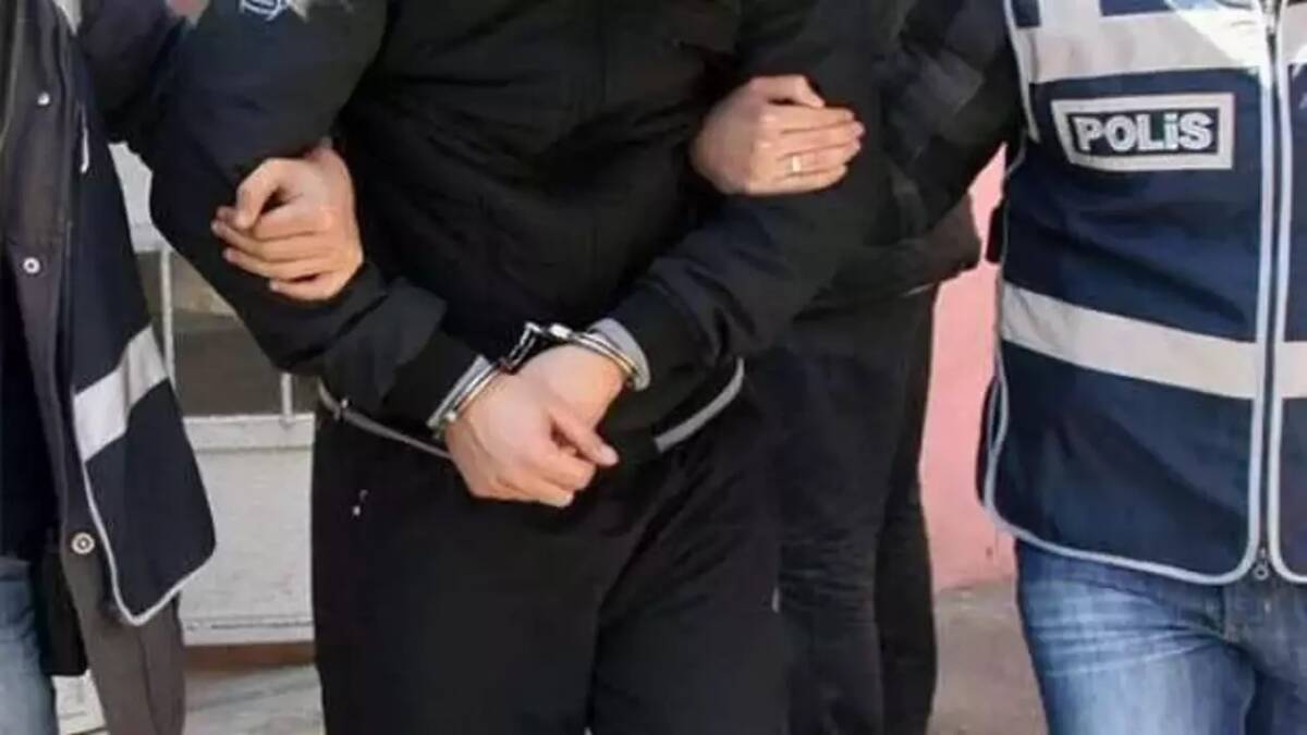 Hatay'da yapılan başarılı bir operasyonla, hakkında kesinleşmiş hapis cezaları bulunan