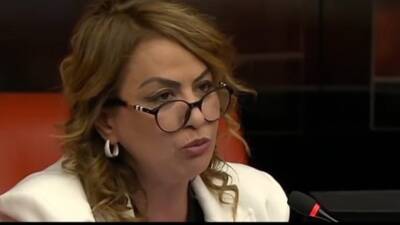 CHP Hatay Milletvekili Nermin Yıldırım, İskenderun’un en büyük mahallelerinden biri