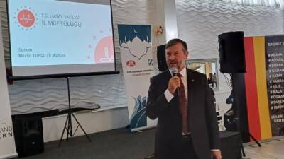 Almanya’nın Nürnberg kentinde, 6 Şubat depremlerinde hayatını kaybeden vatandaşları anmak