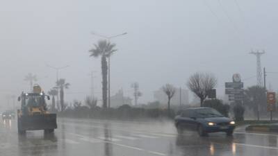 Hatay'da sabah saatlerinde etkisini gösteren yoğun sis, özellikle Antakya ve