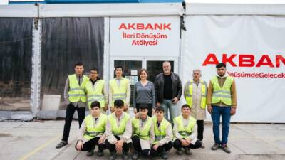 Akbank, Türkiye ve Avrupa’nın en kapsamlı ileri dönüşüm projesi “Dönüşümde