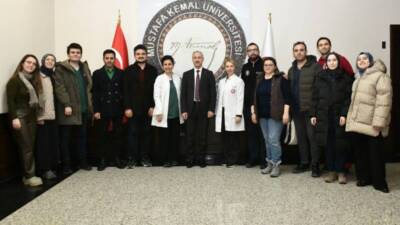 İstanbul Üniversitesi Diş Hekimliği Fakültesi tarafından yürütülen “Çocuklar Güzel Gülsün