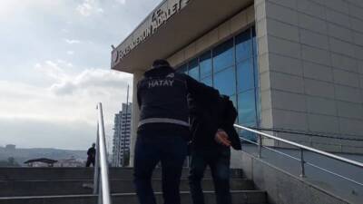 Hatay Emniyet Müdürlüğü ekiplerinin, uyuşturucu imal ve ticaretine yönelik gerçekleştirdiği