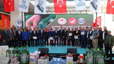 Hatay Büyükşehir Belediyesi (HBB), “Hatay Ayağa Kalkıyor” sloganıyla tarım ve