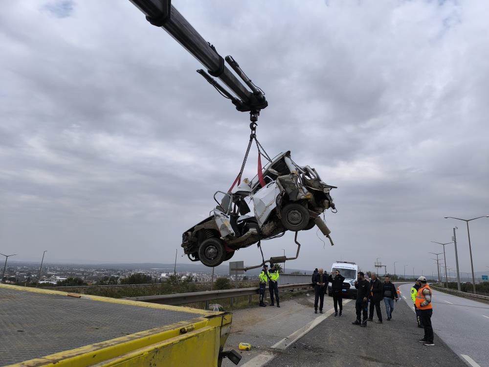 Hatay’ın Dörtyol ilçesinde, TEM Otoyolu Dörtyol Kavşağı’nda meydana gelen trafik