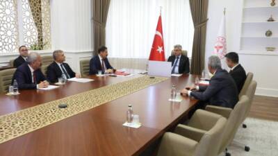 Hatay Valisi Mustafa Masatlı, milletvekilleri ve Hatay Büyükşehir Belediye Başkanı