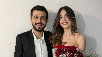 Antakya'dan iki aile, genç bir çiftin nişan töreniyle evlilik yolunda