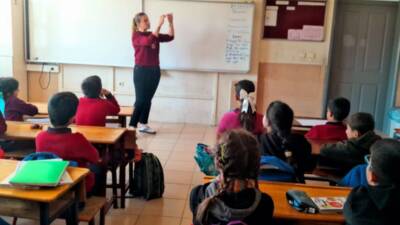 Defne İlçe Sağlık Müdürlüğü Ağız ve Diş Sağlığı Birimi, öğrencilere