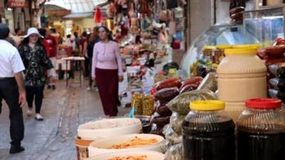 Kahramanmaraş merkezli depremler, Hatay’ın simgelerinden biri olan tarihi Uzun Çarşı’yı