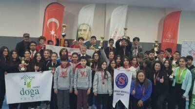 Hatay’daki ortaokullar arasında gerçekleşen futbol, basketbol, voleybol, taekwondo, yüzme ve