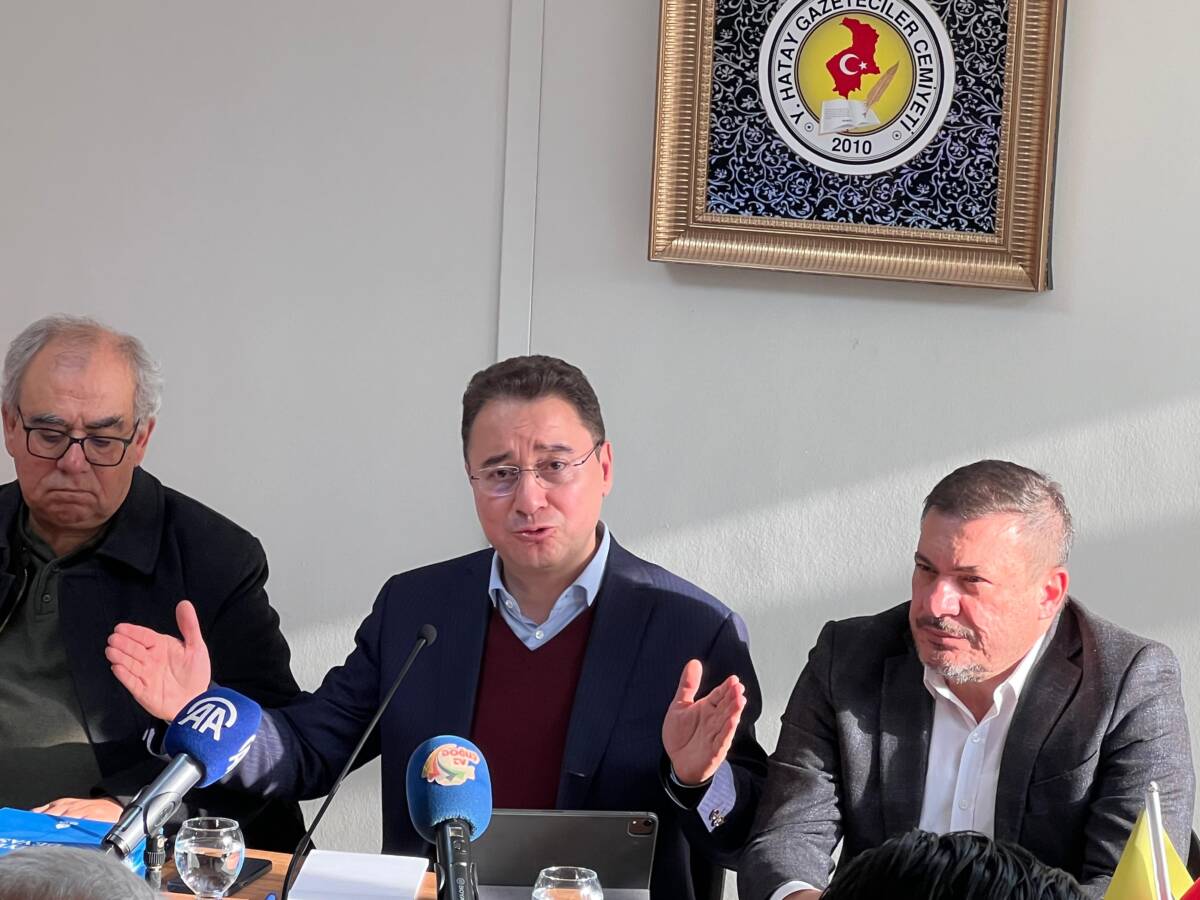 DEVA partisi Genel Başkanı Ali Babacan Hatay’daki temaslarında Hatay Gazeteciler