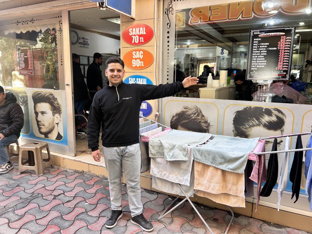 Kahramanmaraş merkezli depremlerden etkilenen Hatay’da vatandaşlar dayanışmayı sürdürüyor. Enflasyonun yükselişiyle