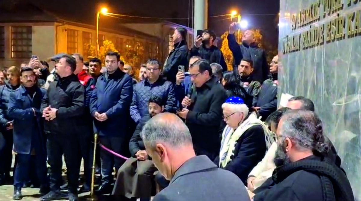 Hatay’da üç semavi dinin temsilcileri, 6 Şubat depremlerinde hayatını kaybedenler