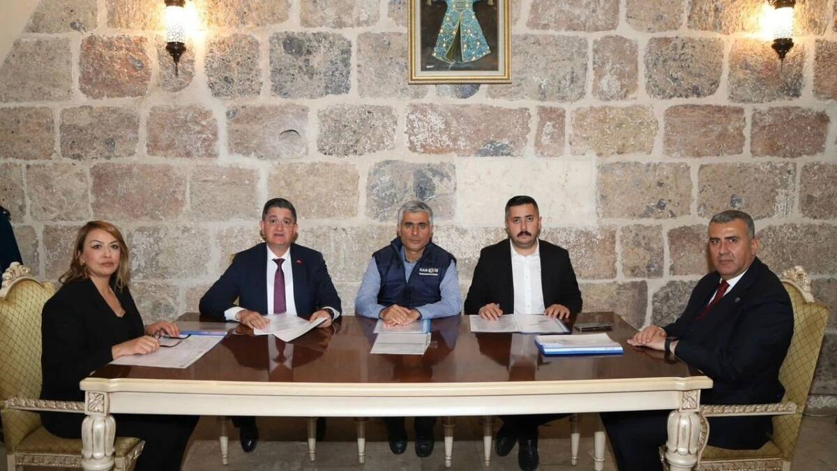 Hatay’ın Dörtyol ve Payas belediyeleri, 230 gündür grevde olan Yolbulan