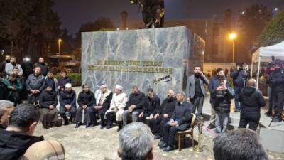 Hatay’da düzenlenen resmi anma programında üç semavi dinin temsilcileri, Atatürk