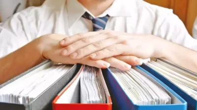 Kamu kurumları, KPSS’li veya KPSS’siz personel alımları yapmaya devam ediyor.