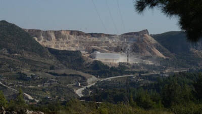 Hatay’ın Samandağ ilçesi Çöğürlü Mahallesi‘nde faaliyet gösteren taş ocağı ve