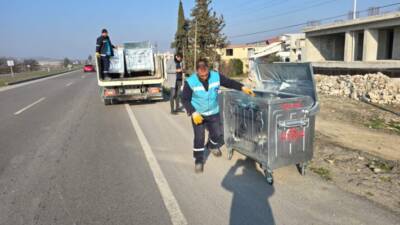 Antakya Belediyesi, şehrin dört bir yanında temizlik ve park bakım