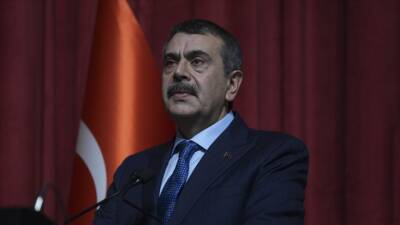 Milli Eğitim Bakanı Yusuf Tekin, katıldığı canlı yayında eğitim politikalarına