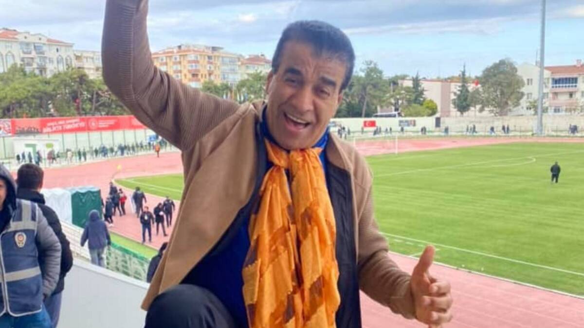 Hatay-İskenderunlu ünlü arabesk sanatçısı Yunus Bülbül, bugün oynanacak Bodrumspor –