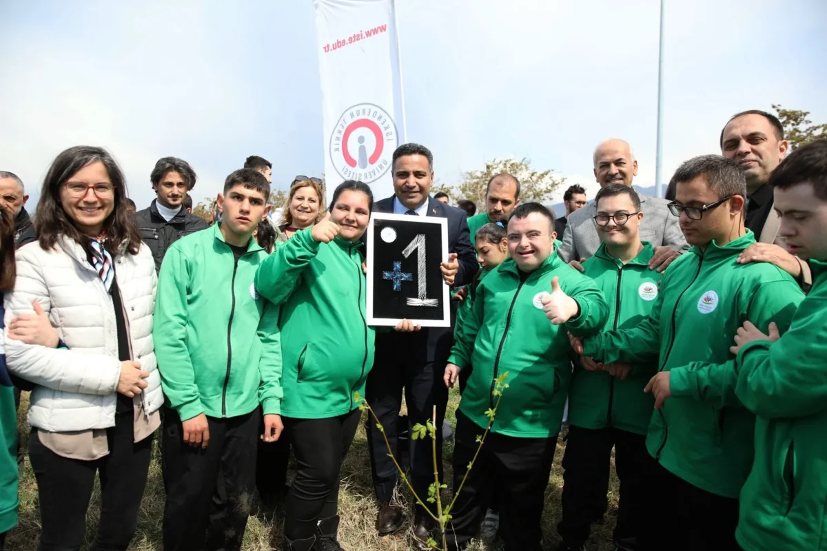 İskenderun Engelliyim Engel Tanımam Derneği’nin öncülüğünde, 21 Mart Dünya Down