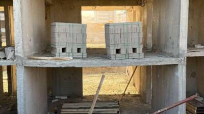 Hatay Antakya’nın Ürgenpaşa Mahallesi’nde bir inşaatın ilk katındaki ciddi sorunlar,