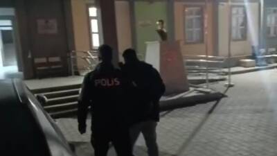 Hatay Emniyet Müdürlüğü ekiplerinin aranan şahıslara yönelik gerçekleştirdiği çalışmalar neticesinde,