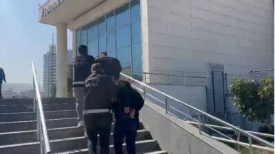 Hatay Emniyet Müdürlüğü ekipleri, aranan şahısların yakalanmasına yönelik sürdürdüğü çalışmalar