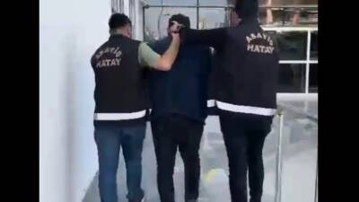 Hatay Emniyet Müdürlüğü ekiplerinin gerçekleştirdiği başarılı operasyonla, aranan şahıslara yönelik