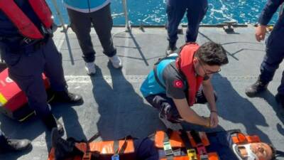 İskenderun ilçesinde Sahil Güvenlik Komutanlığı ve Hatay İl Sağlık Müdürlüğü