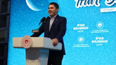 Çevre, Şehircilik ve İklim Değişikliği Bakanı Murat Kurum, bir dizi