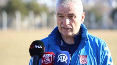 Sivasspor Teknik Direktörü Rıza Çalımbay, Hatayspor karşısında 3 puan hedeflediklerini