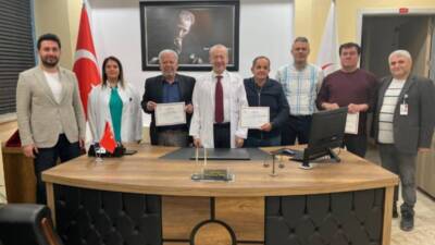 Samandağ Devlet Hastanesi’nde uzun yıllar görev yapan üç çalışan, düzenlenen