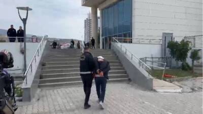 Hatay Emniyet Müdürlüğü, aranan şahısların yakalanmasına yönelik gerçekleştirdiği operasyonlar kapsamında