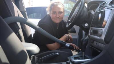 Hatay’ın Antakya ilçesinde yaşayan Aslı Pekşen Ertürk, kayınpederi Selahattin Ertürk