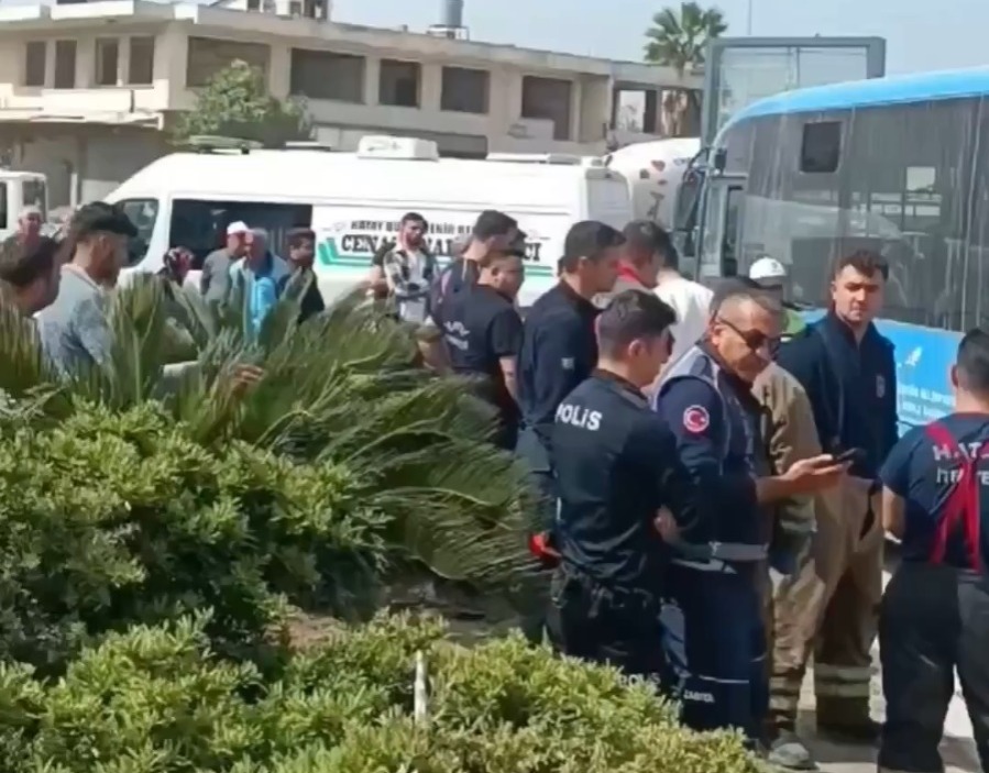 Hatay’ın Antakya ilçesinde, Balıkçılar Kavşağı’nda meydana gelen elim kazada, 70