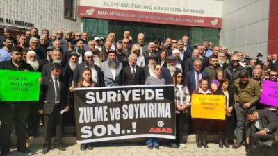 İskenderun’da AKAD (Alevi Kültürünü Araştırma Derneği) Başkanı Nihat Yenmiş, Suriye’deki