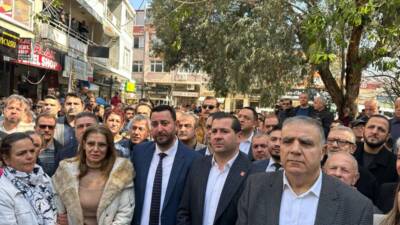Hatay’ın Samandağ ilçesinde bugün büyük bir protesto gösterisi düzenlendi. Samandağ