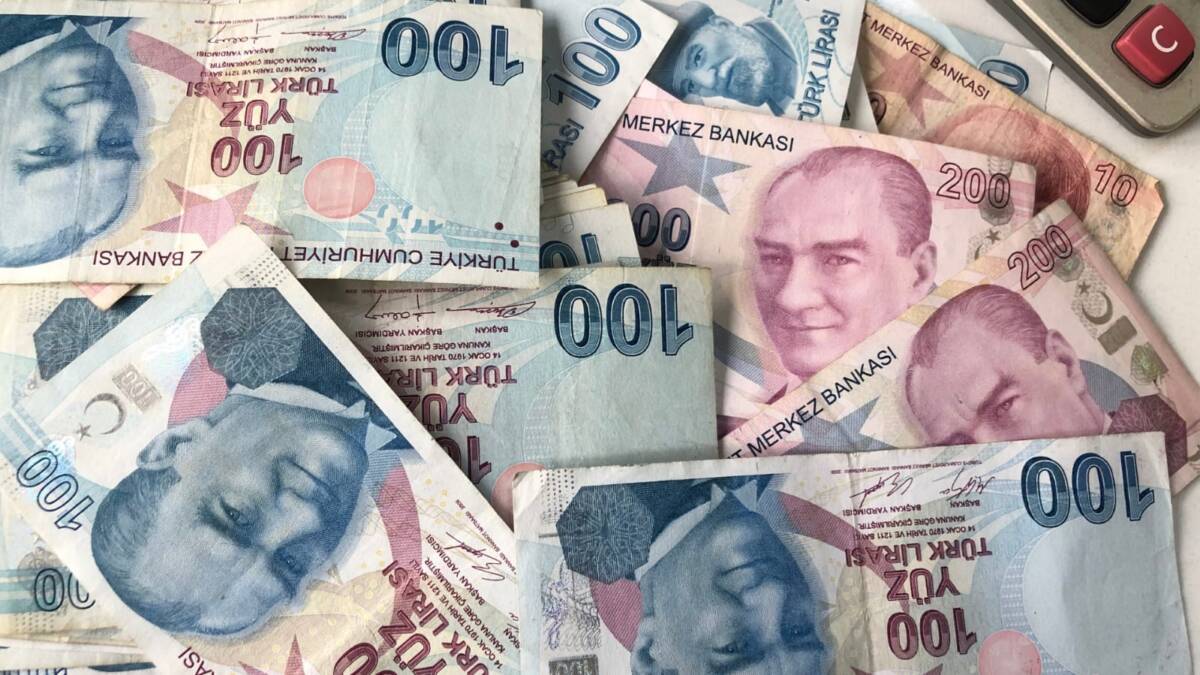 Emeklilerin dört gözle beklediği bayram ikramiyesinin ödeme takvimi bu hafta