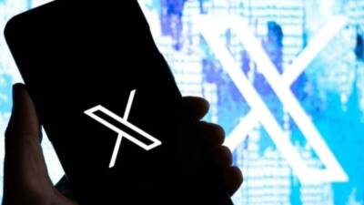 İstanbul'da gençlik örgütlerinin sosyal medya hesaplarına erişim engelleniyor. İBB'ye yönelik